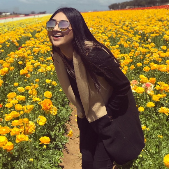 Meet your Posher, Khadeeja - Picture 2 of 2